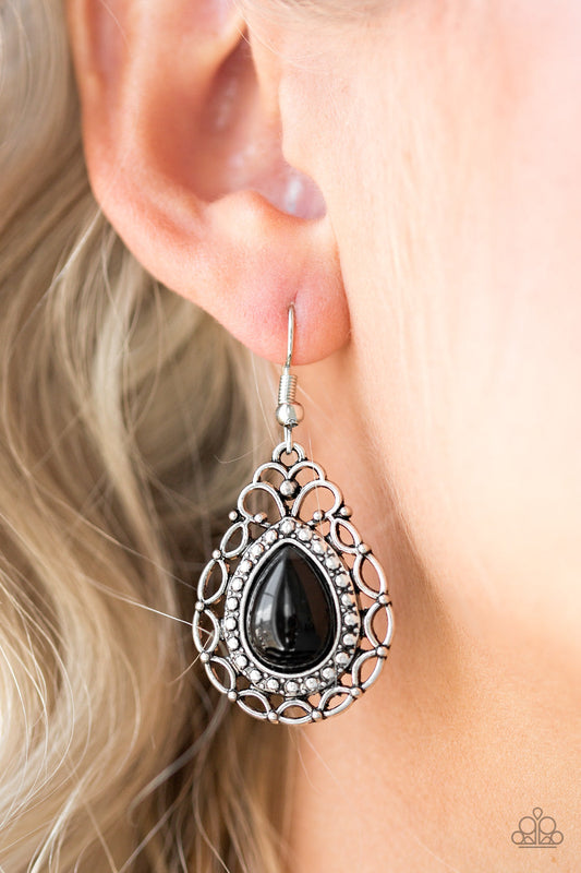 Flirty Finesse - Black